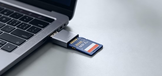 USB flash drive connected to laptop - failed transfer